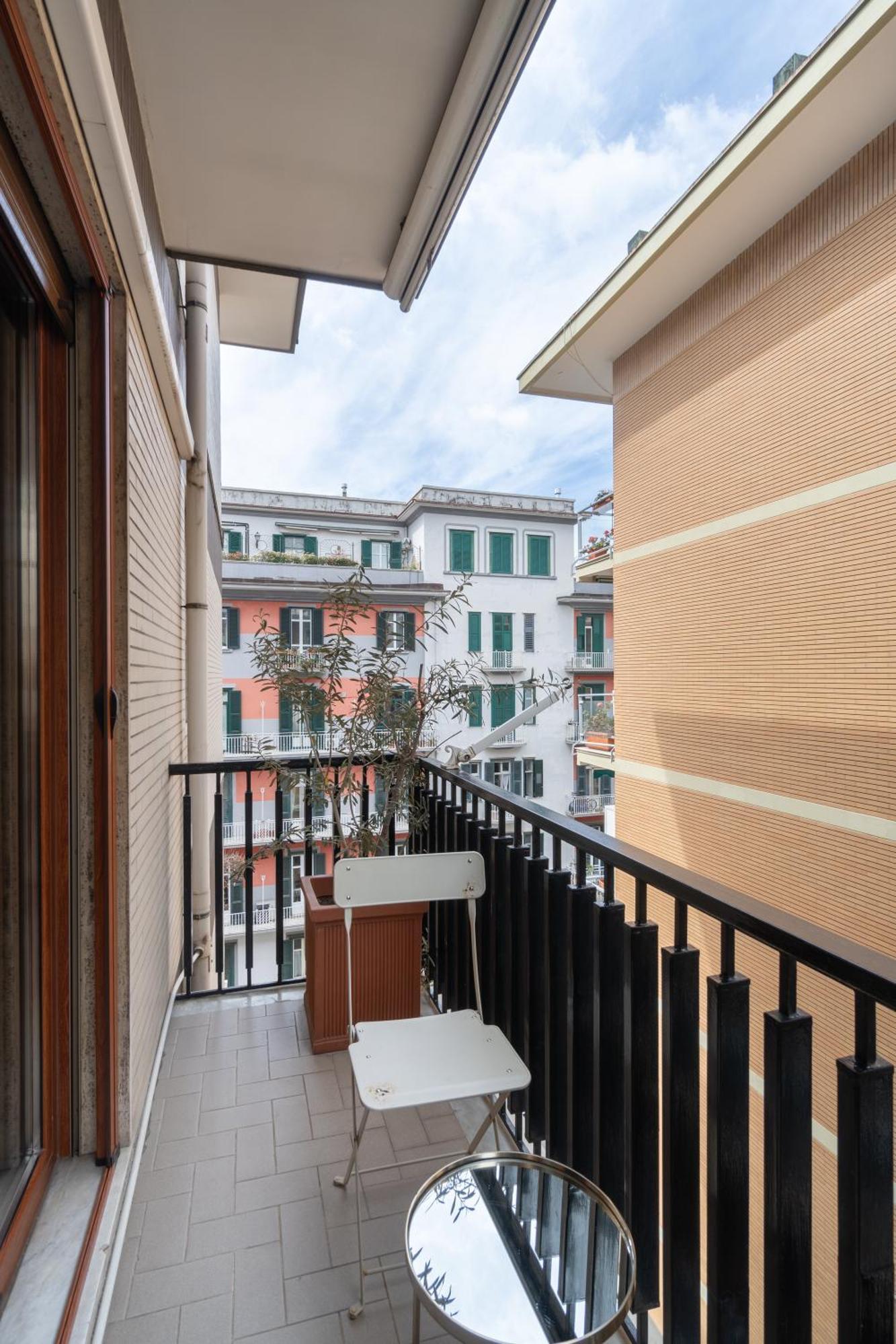 Starhost - Golden Suite Salernes Extérieur photo