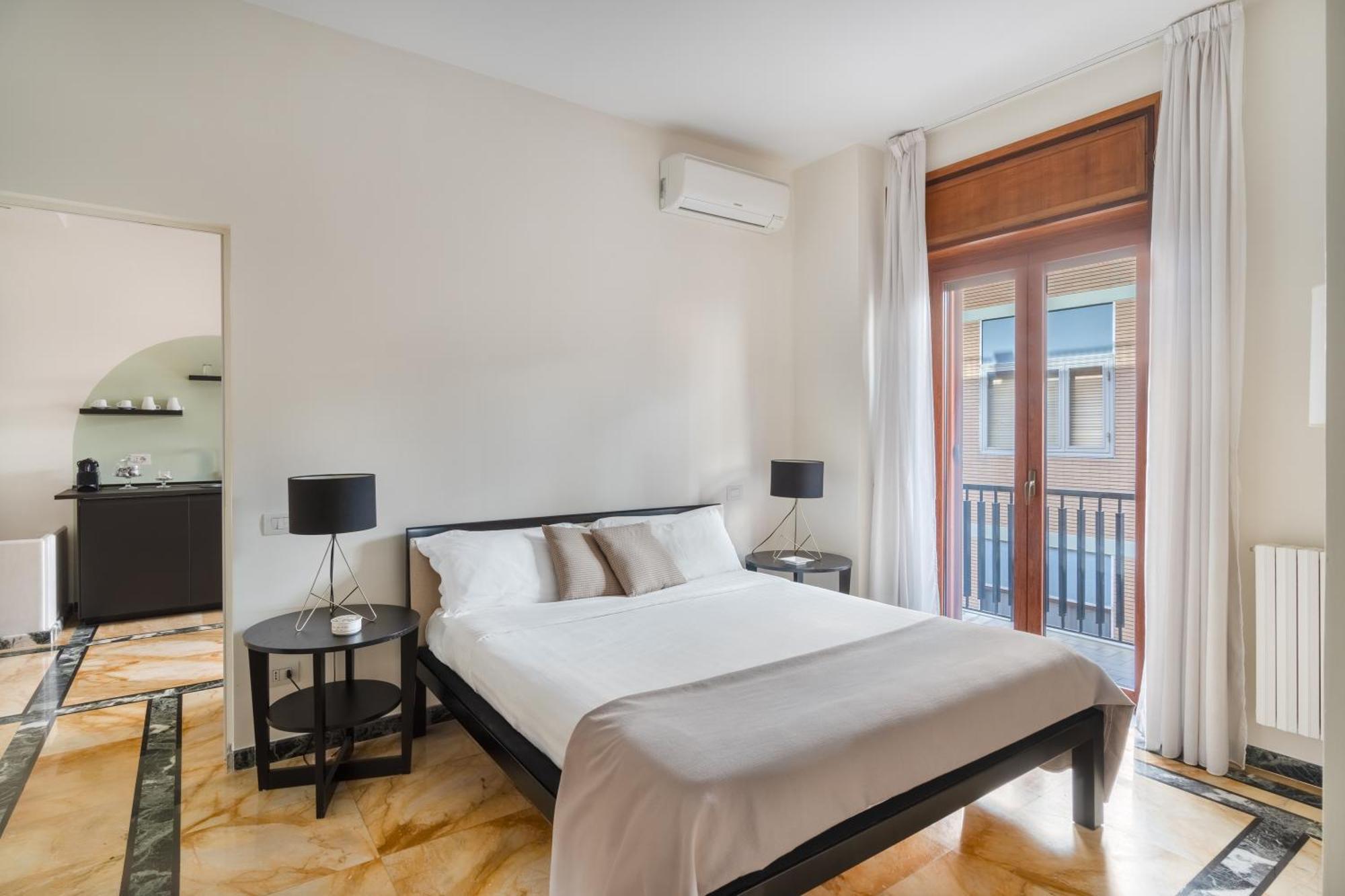 Starhost - Golden Suite Salernes Extérieur photo